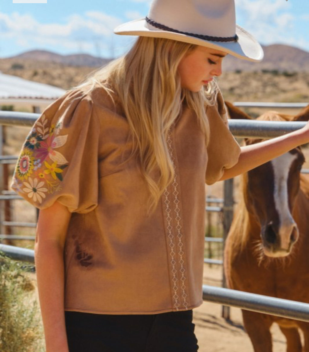 Curvy Camel faux suede top w/ embroidered sleeves