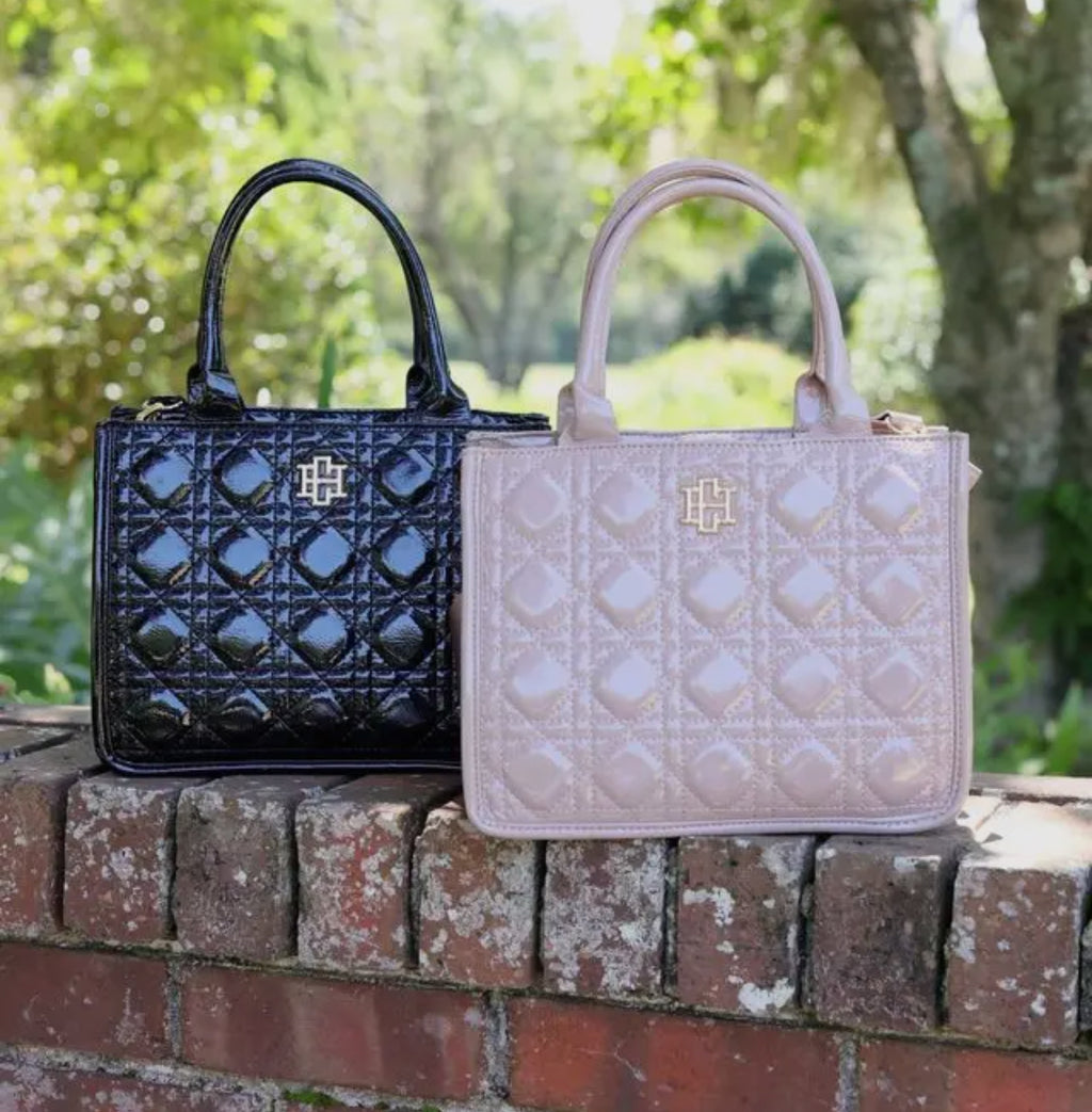 Quilted tote bag/crossbody in taupe or black