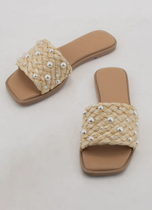 Pearl raffia slide sandal