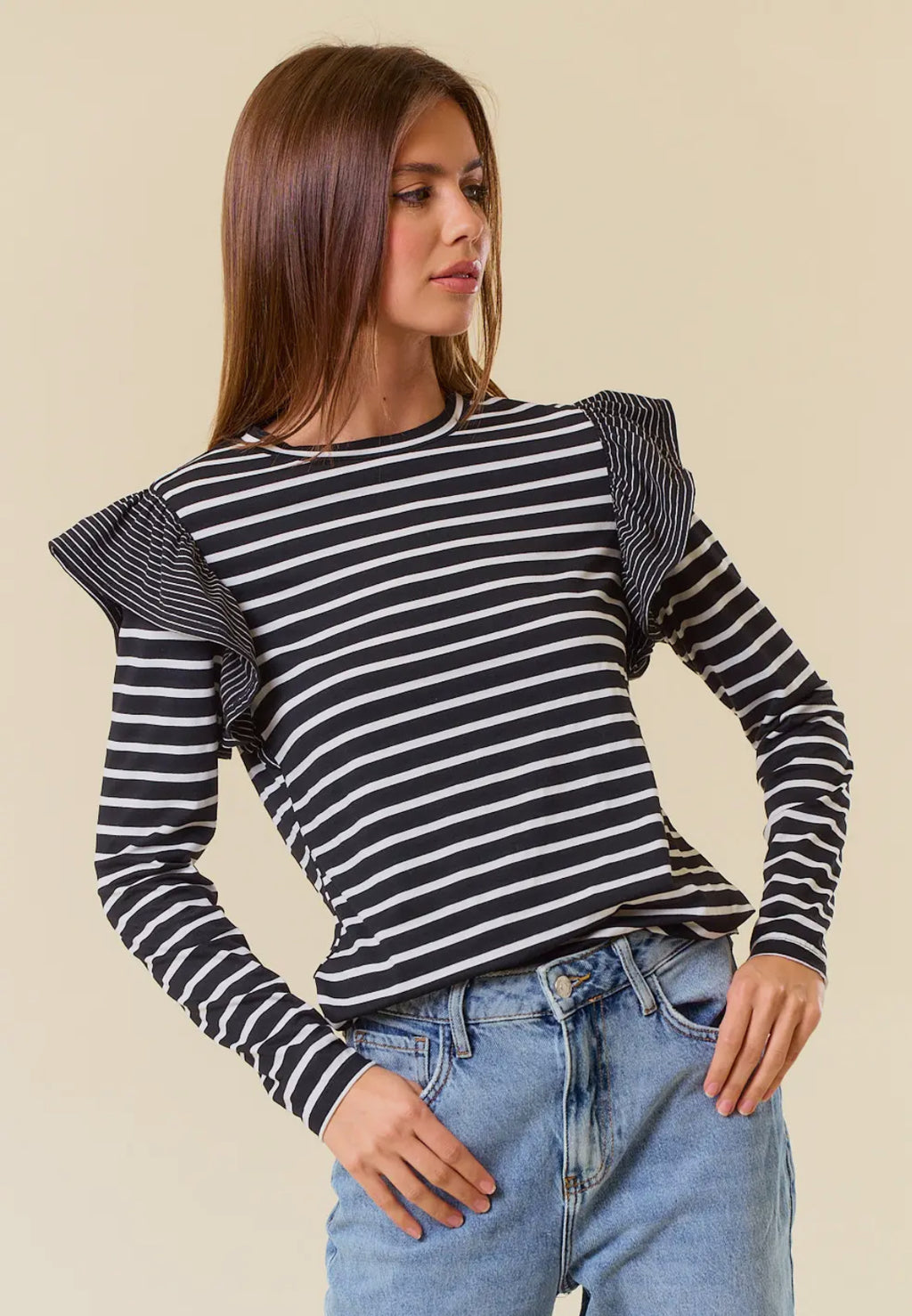 Black and white crew neck ruffled long sleeve top