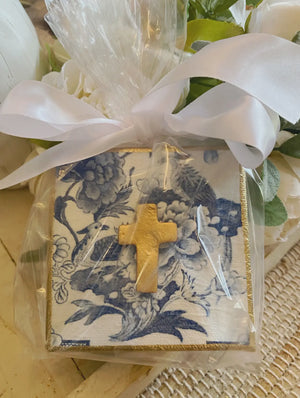 Chinoiserie gilded Cross canvas